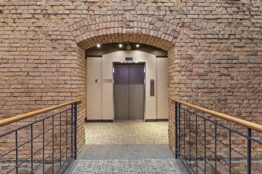 Experience the perfect blend of historic character and modern - photo 21