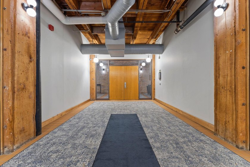 Experience the perfect blend of historic character and modern - photo 23