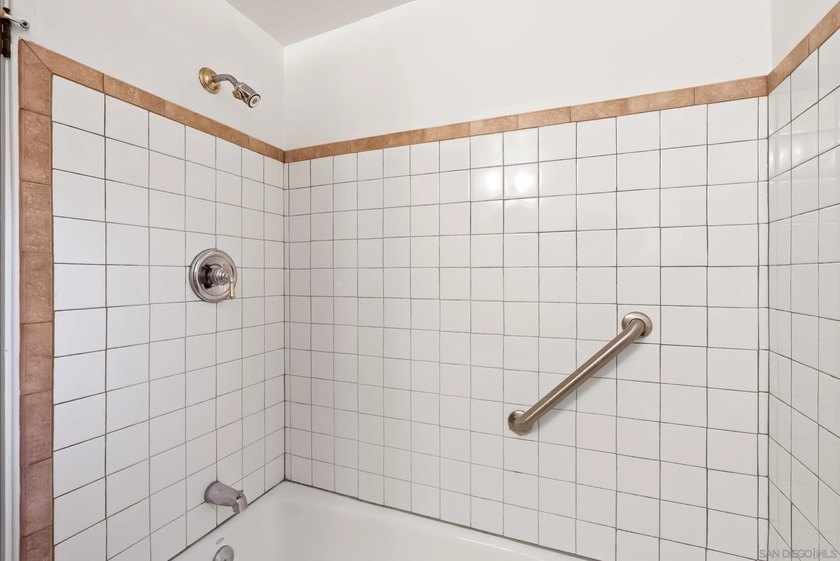 Nestled on a quiet street in the highly desirable Del Cerro - photo 23