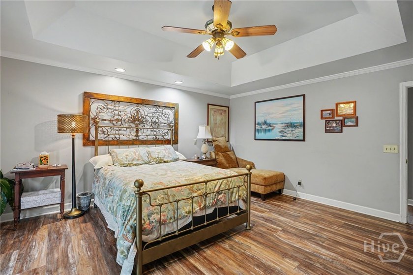 Located in the Marshwood section of The Landings, this - photo 14