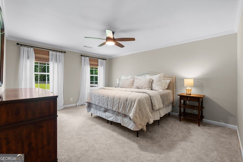 Discover the perfect blend of space, updates, and an unbeatable - photo 30
