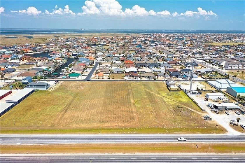 Lot Zoned Commercial No Utlities 50 X 300 lot Other lots - photo 3