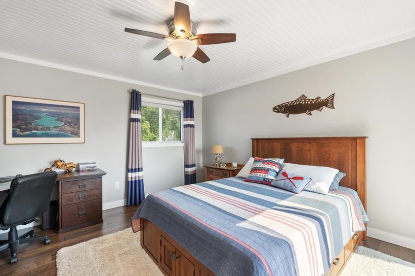 Welcome to one of Charlevoix's most coveted addresses. Perched - photo 12