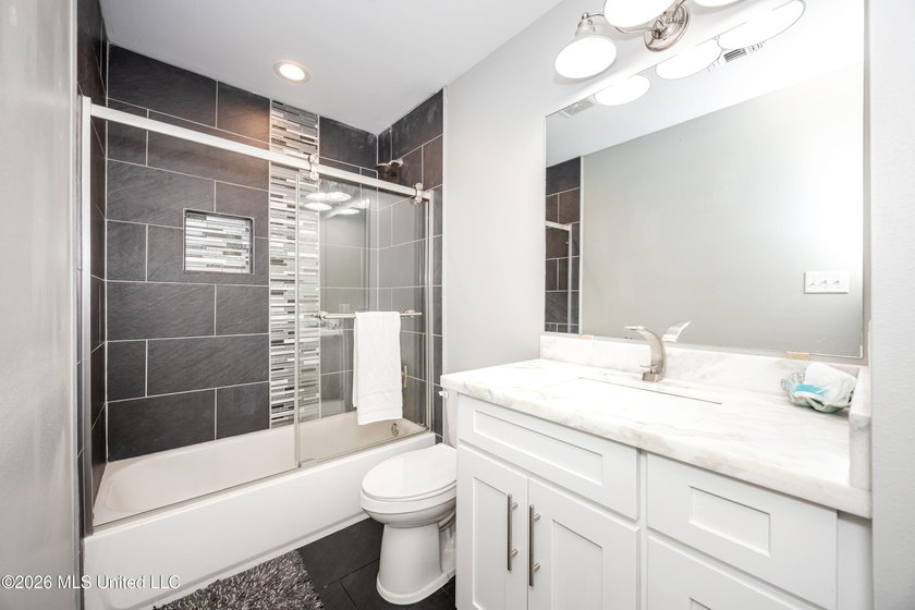 Lease purchase option available. Experience elevated coastal - photo 29