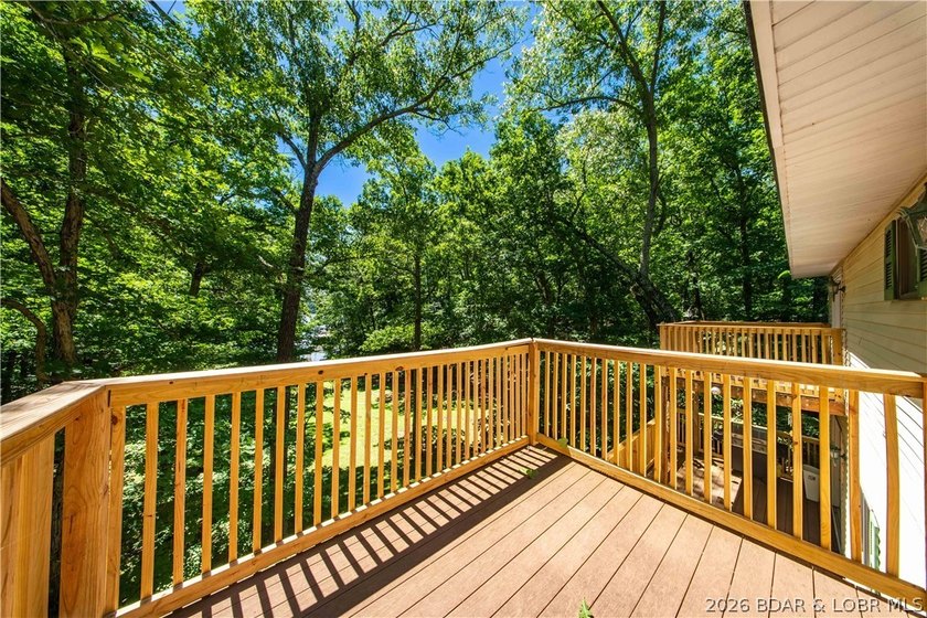 Rarely does a lake property come along that offers this - photo 40