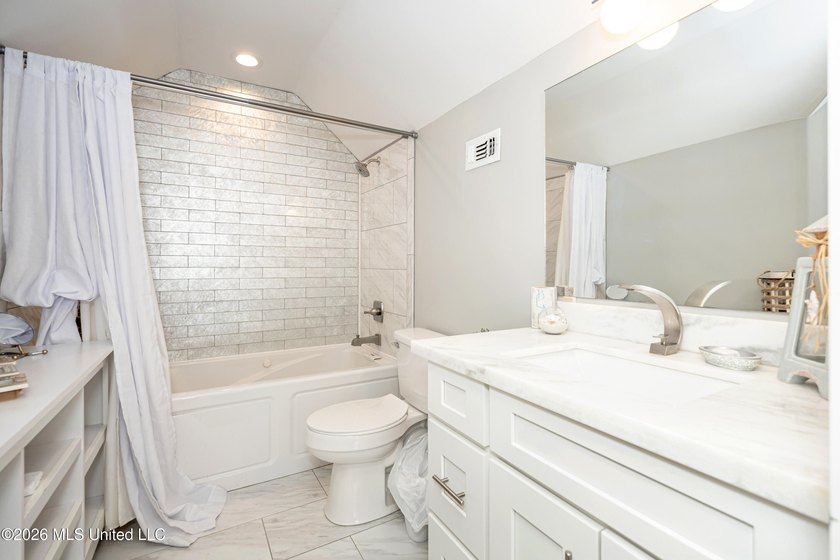 Lease purchase option available. Experience elevated coastal - photo 42