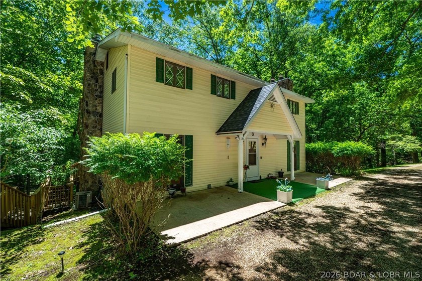 Rarely does a lake property come along that offers this - photo 48