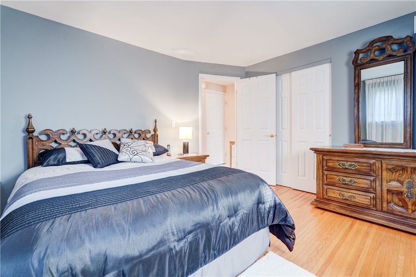 Welcome to this well-maintained split level home in Gates. Lots - photo 19