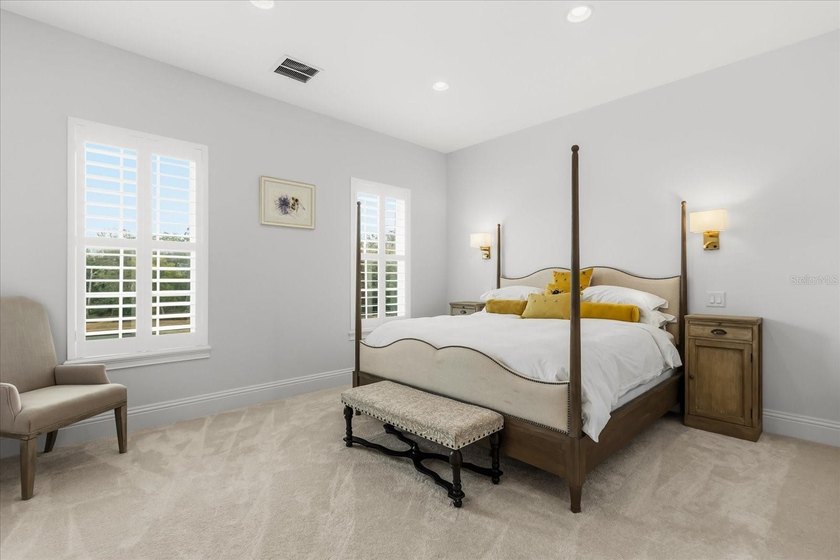 Three separate living quarters. Nearly five acres. Resort-style - photo 46