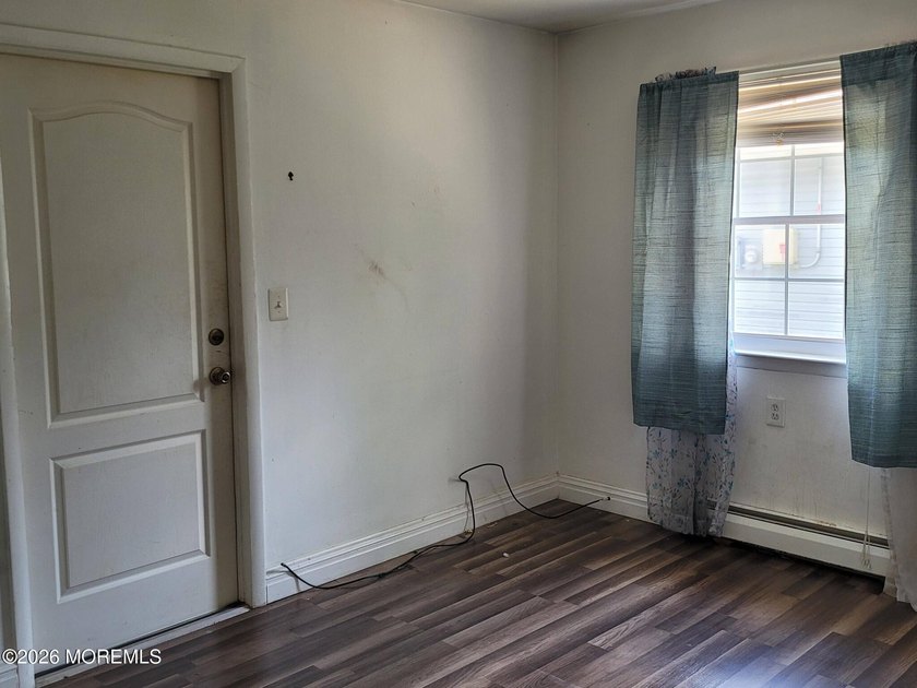 IMMEDIATE OCCUPANCY - Charming Yellowstone Model on Quiet Street - photo 16