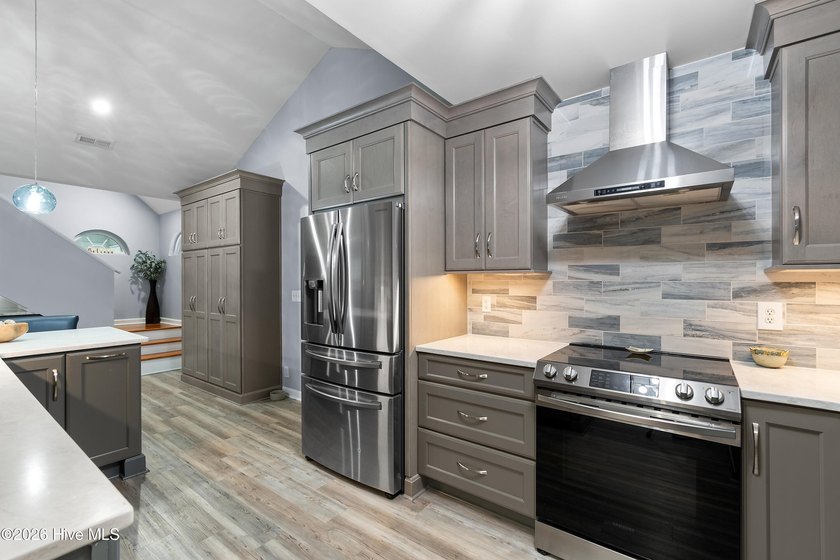 Welcome to Lake Tree Shores, where spacious homesites, mature - photo 17