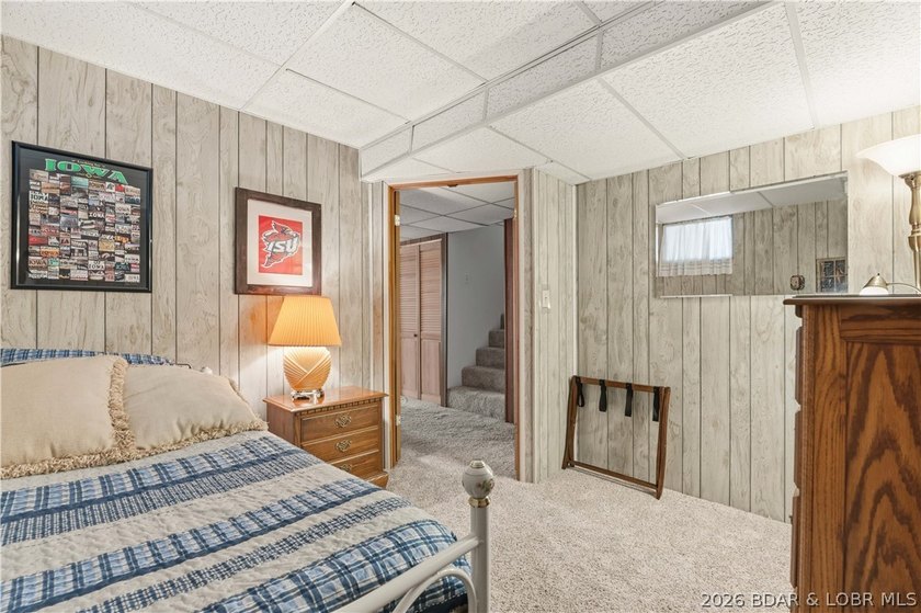 Discover the perfect blend of lakefront relaxation and - photo 21