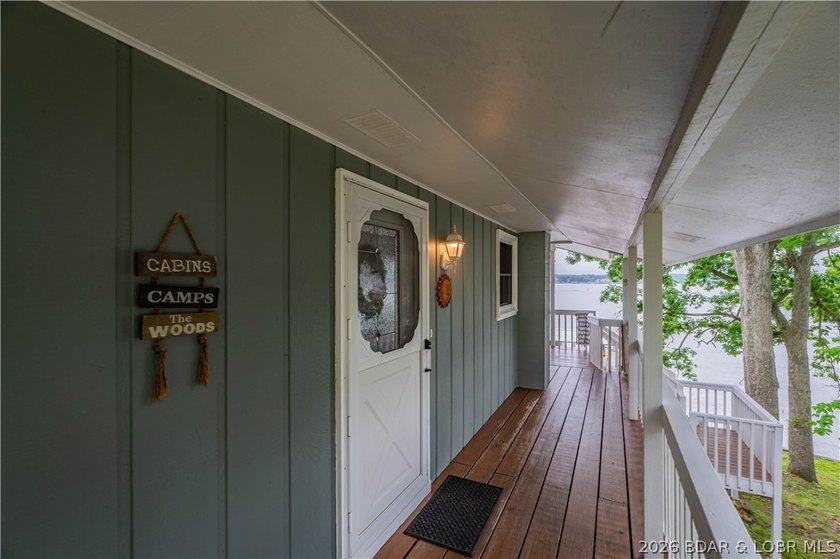 Discover the perfect blend of lakefront relaxation and - photo 48
