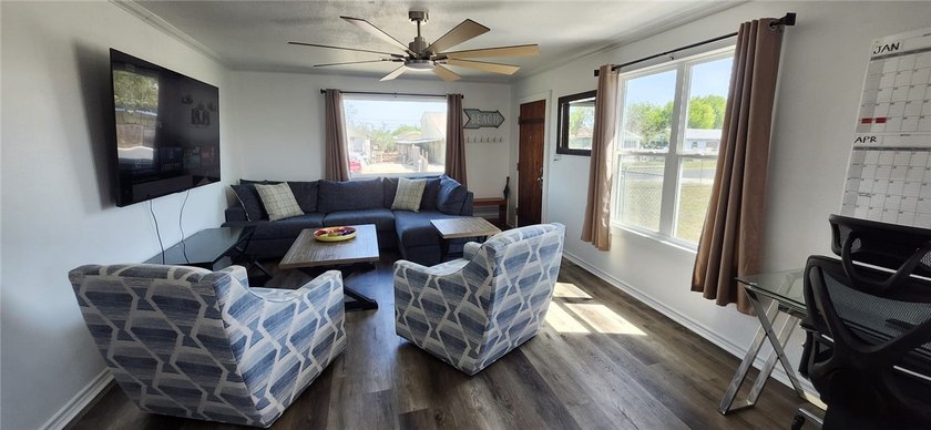 OWNER FINANCE AVAILABLE with 20% down payment on this Move-In - photo 9