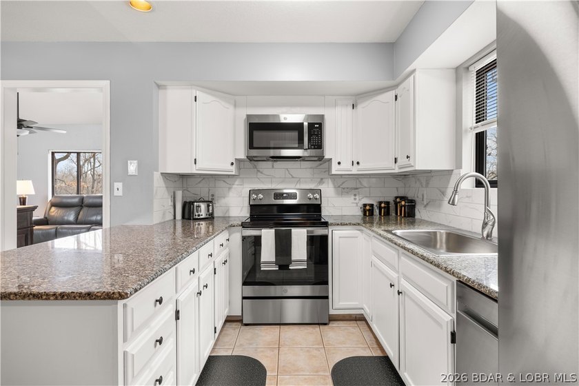 Village of Four Seasons Ranch! Motivated Sellers, Bring Any - photo 11