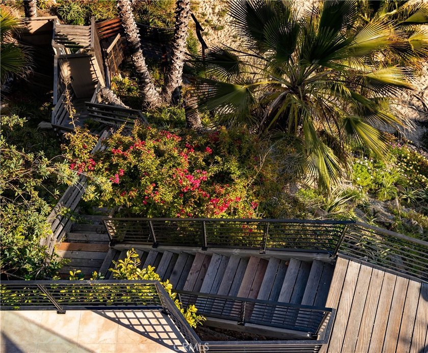 Perched atop an oceanfront bluff overlooking one of Laguna - photo 17