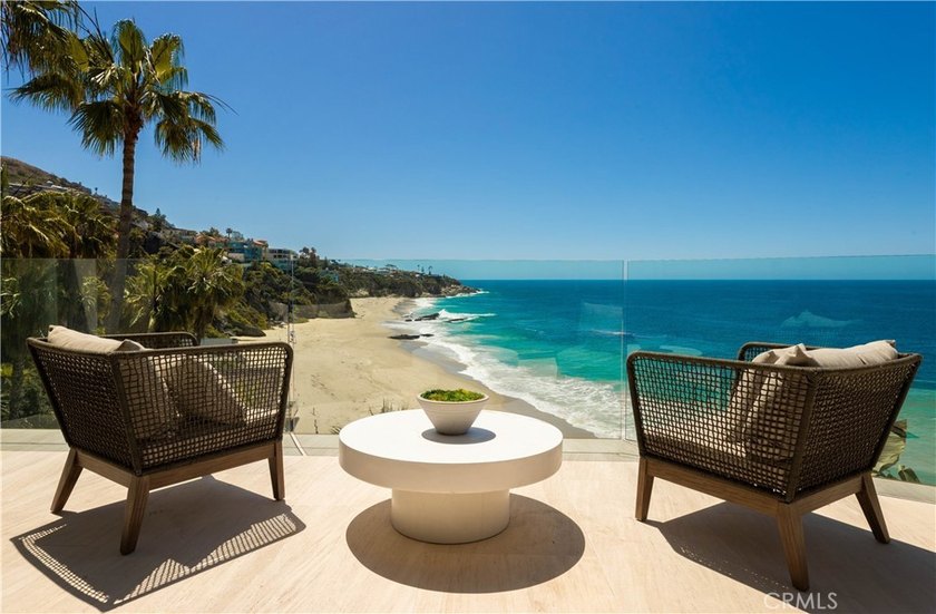 Perched atop an oceanfront bluff overlooking one of Laguna - photo 25