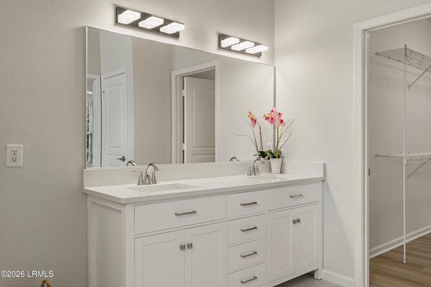 Stunning, fully-renovated Lilac 2 Bed 2 Bath Flex room, Carolina - photo 18