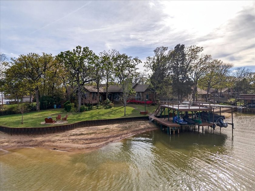 Experience lake living in this stunning waterfront home on Cedar - photo 31