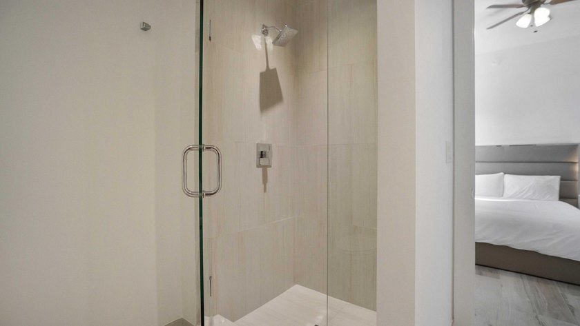 Fully furnished 3-bedroom, 3.5-bath residence at Tower 155 in - photo 27