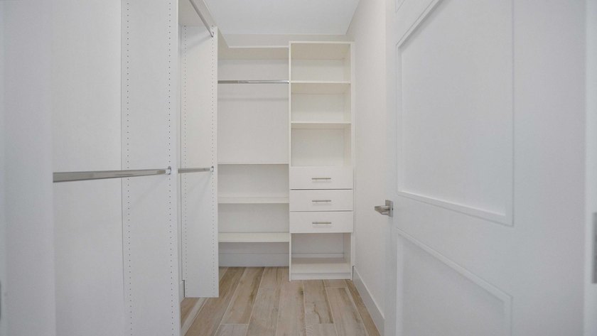 Fully furnished 3-bedroom, 3.5-bath residence at Tower 155 in - photo 28