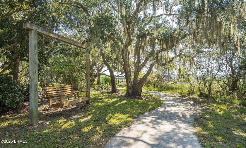 Located in the beautifully established neighborhood of Battery - photo 42