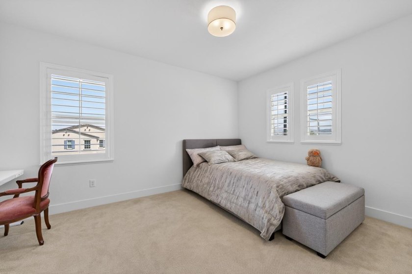 Welcome to this 6-year-old home with a thoughtfully designed - photo 25