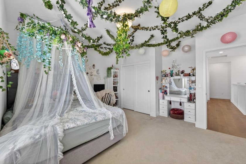 Welcome to this 6-year-old home with a thoughtfully designed - photo 28