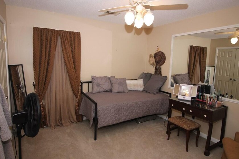 Tucked away in a quiet, private setting, this move-in-ready home - photo 29