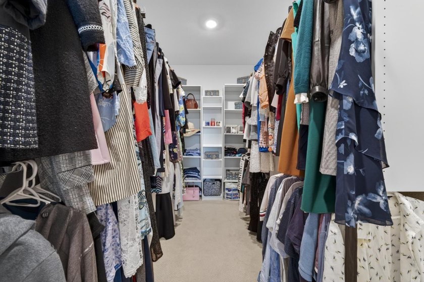 Welcome to this 6-year-old home with a thoughtfully designed - photo 34