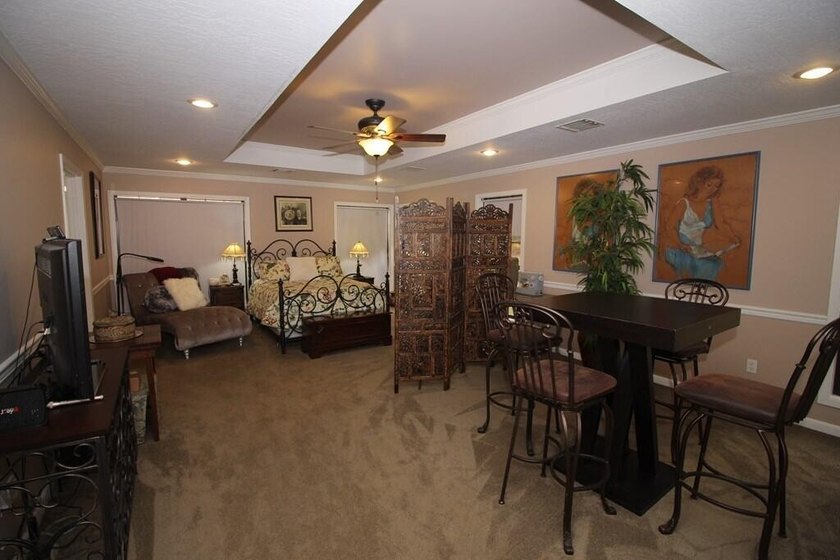 Tucked away in a quiet, private setting, this move-in-ready home - photo 38