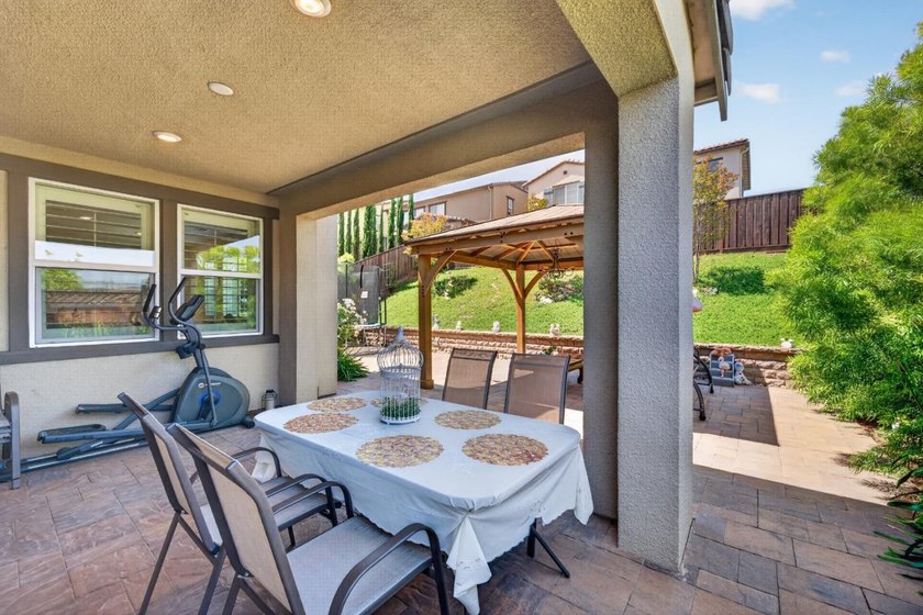 Welcome to this 6-year-old home with a thoughtfully designed - photo 44
