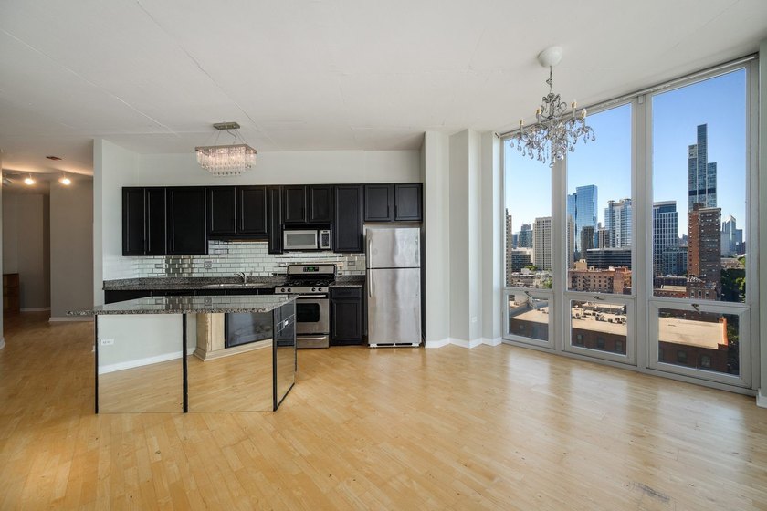 Wake up to breathtaking panoramic views of Lake Michigan, Grant - photo 4