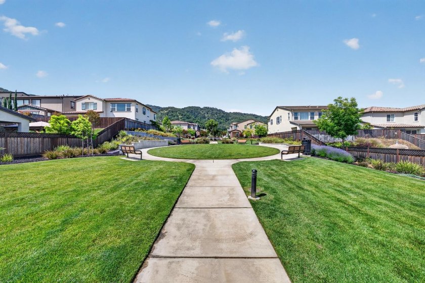 Welcome to this 6-year-old home with a thoughtfully designed - photo 48