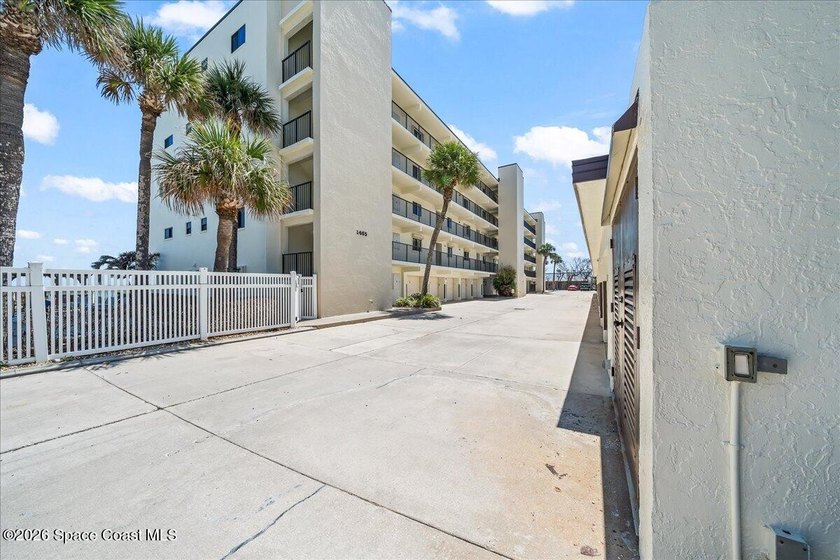 Welcome Home to the ultimate in Coastal Living with this fully - photo 4