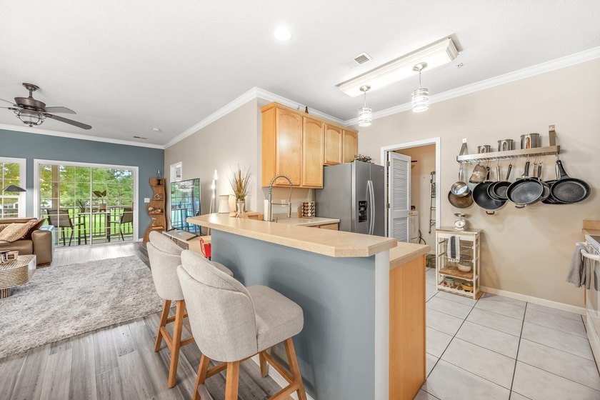 Today is the day to finally get the easy living condo with large - photo 11