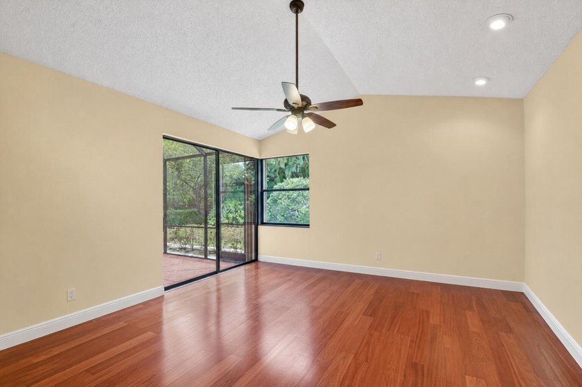 Beautiful Windsor Model Dover Home Located in Wycliffe Golf &amp; - photo 13
