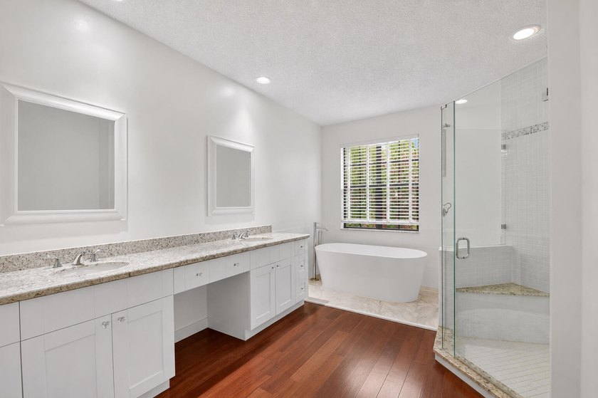 Beautiful Windsor Model Dover Home Located in Wycliffe Golf &amp; - photo 16