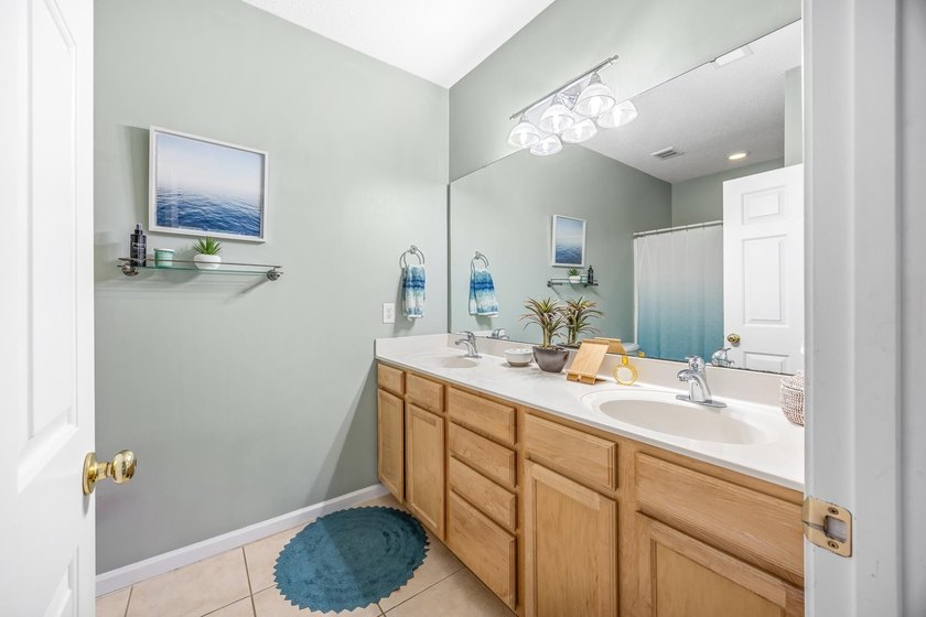 Today is the day to finally get the easy living condo with large - photo 23