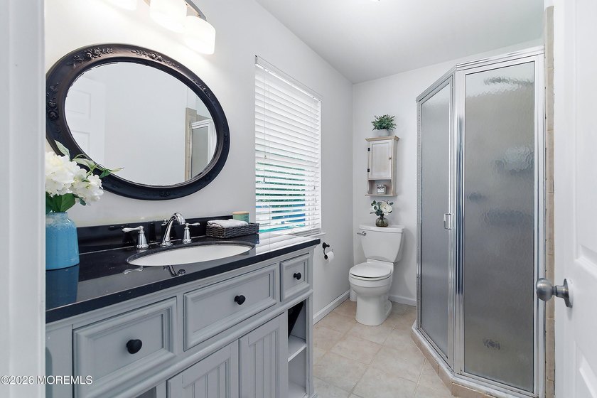 Welcome this beautifully maintained 4-bed, 2.5-bath Colonial w/ - photo 27