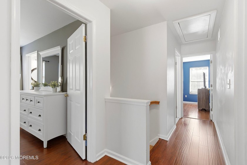 Welcome this beautifully maintained 4-bed, 2.5-bath Colonial w/ - photo 28