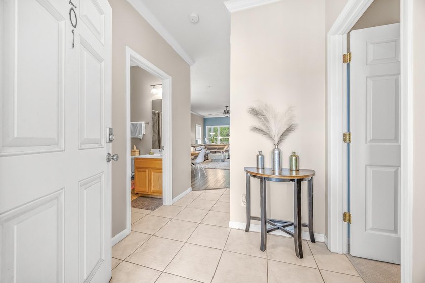 Today is the day to finally get the easy living condo with large - photo 31