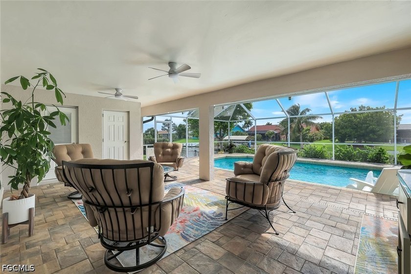 Welcome to your own private waterfront retreat, where space - photo 33