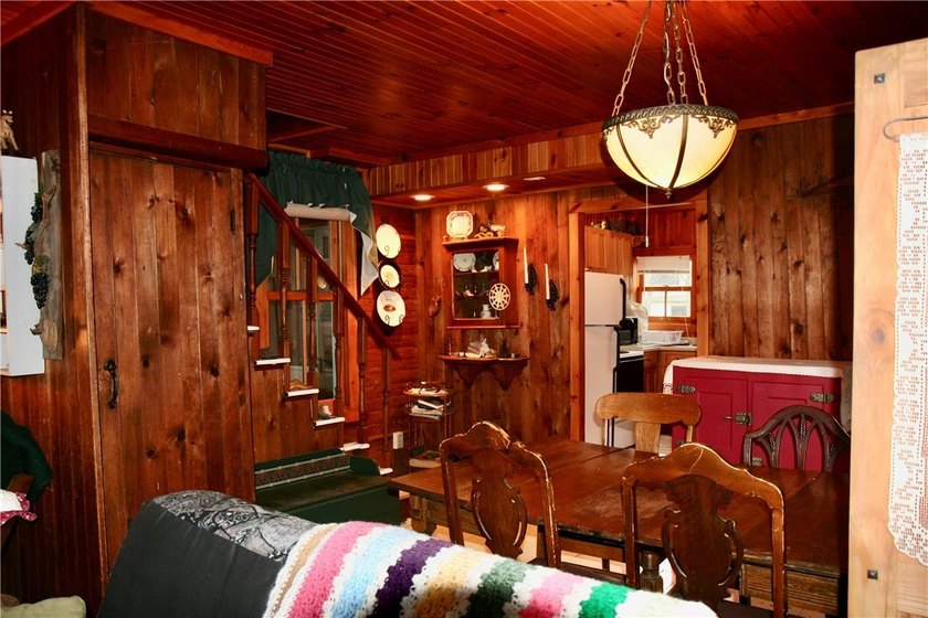 Welcome to *Island Treasure*, a charming historic cottage - photo 12