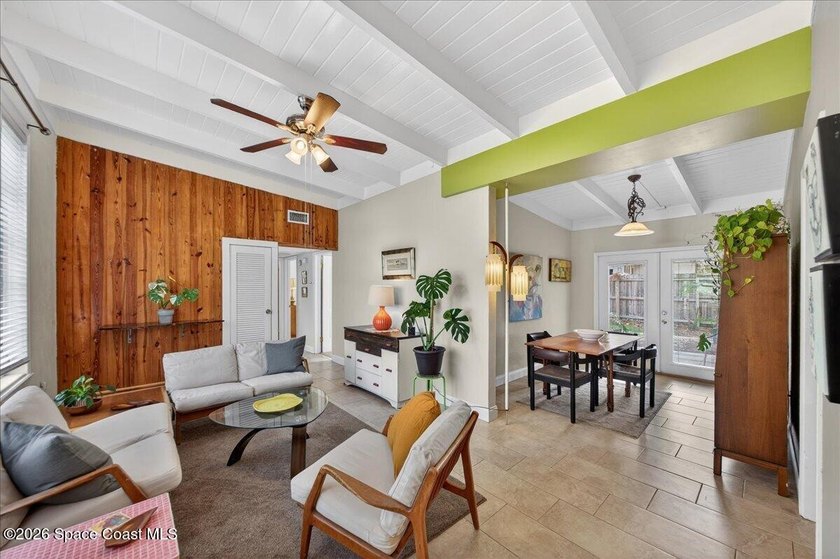 This charming mid-century, 3-bedroom home sits proudly on a - photo 7
