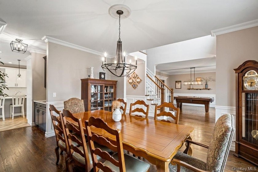 157 Walnut presents a rare opportunity to move right into a - photo 5