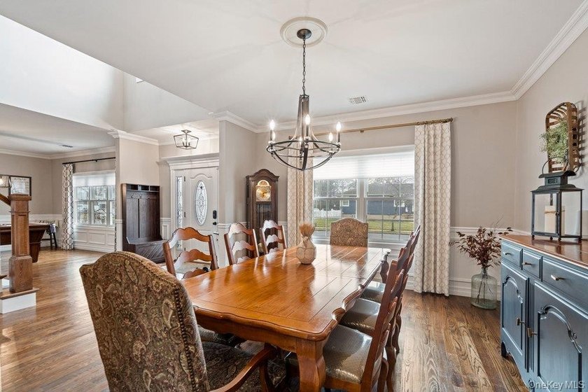 157 Walnut presents a rare opportunity to move right into a - photo 6