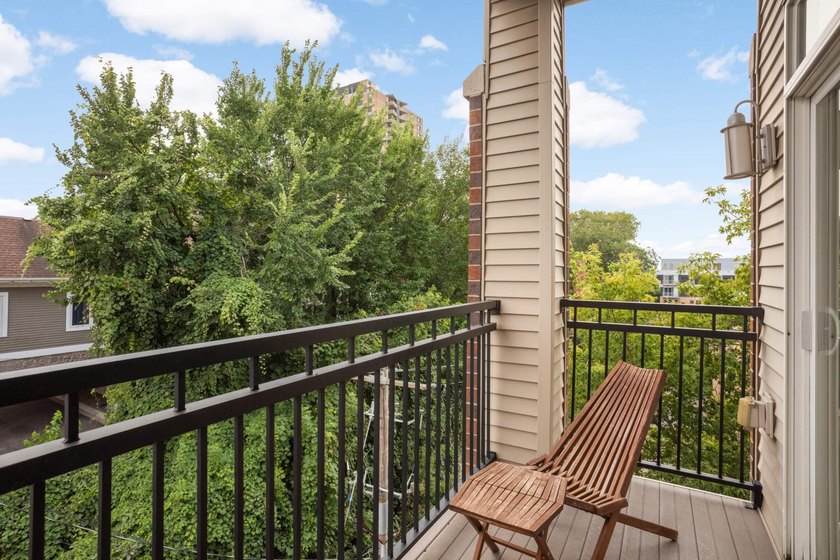 This beautifully updated end-unit condo is filled with natural - photo 25