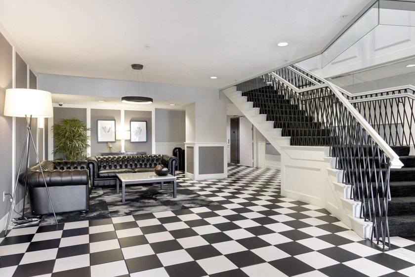 This beautifully updated end-unit condo is filled with natural - photo 45