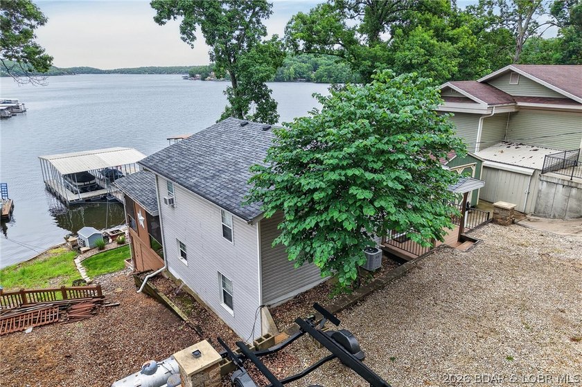 If you've been looking for that true turnkey lake house where - photo 46